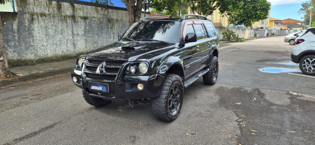 MITSUBISHI Pajero Sport - Foto