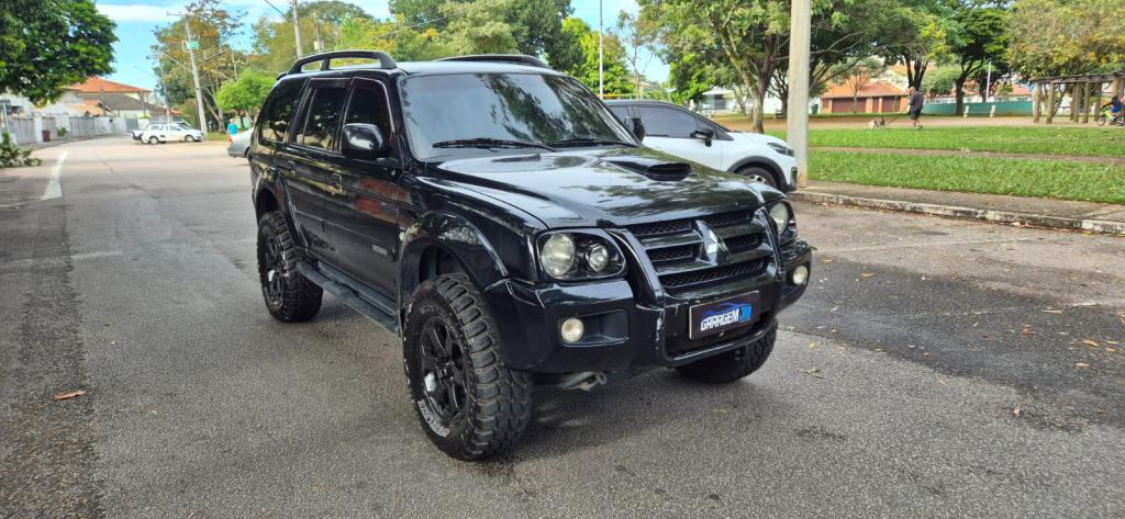 MITSUBISHI Pajero Sport - Foto