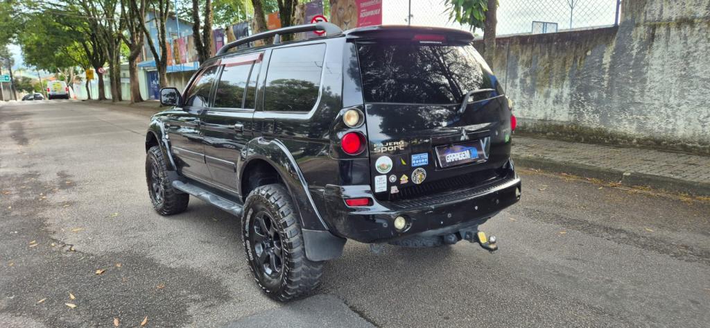 MITSUBISHI Pajero Sport - Foto