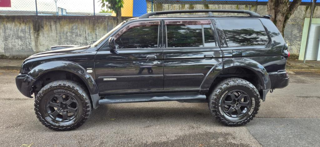 MITSUBISHI Pajero Sport - Foto