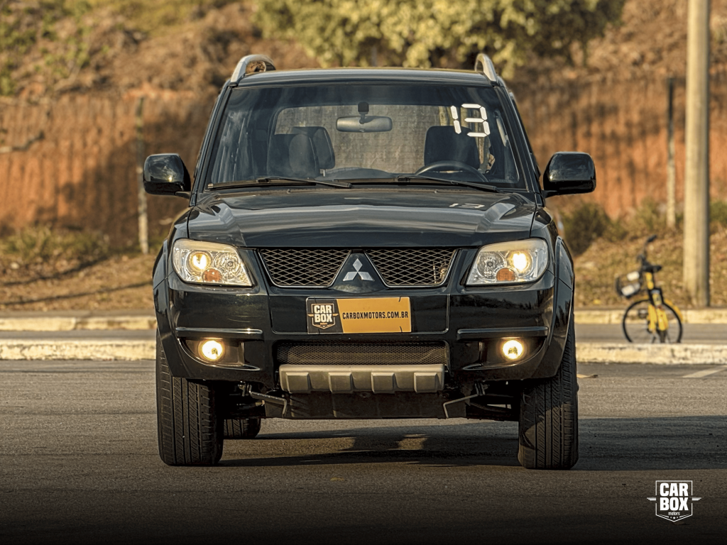 MITSUBISHI Pajero TR4 - Foto