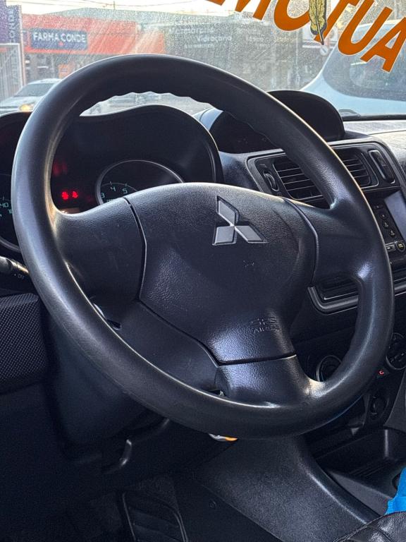 MITSUBISHI Pajero TR4 - Foto
