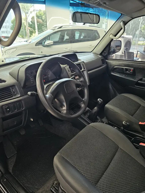 MITSUBISHI Pajero TR4 - Foto