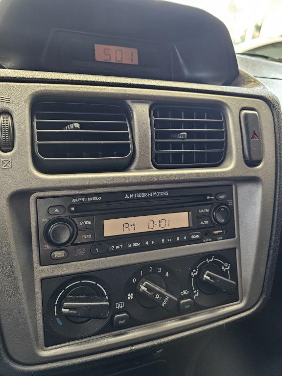 MITSUBISHI Pajero TR4 - Foto