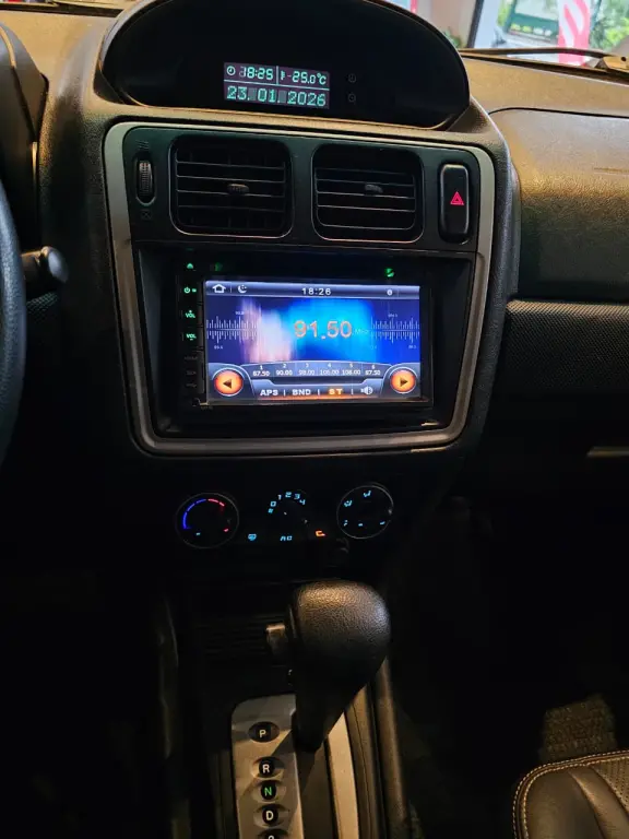 MITSUBISHI Pajero TR4 - Foto