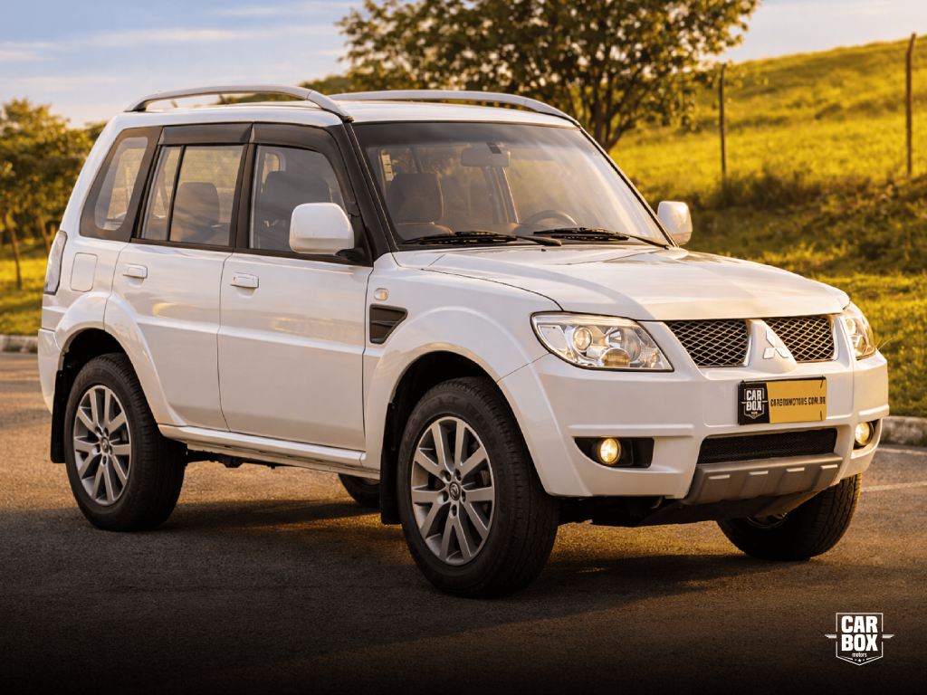 MITSUBISHI Pajero TR4 - Foto