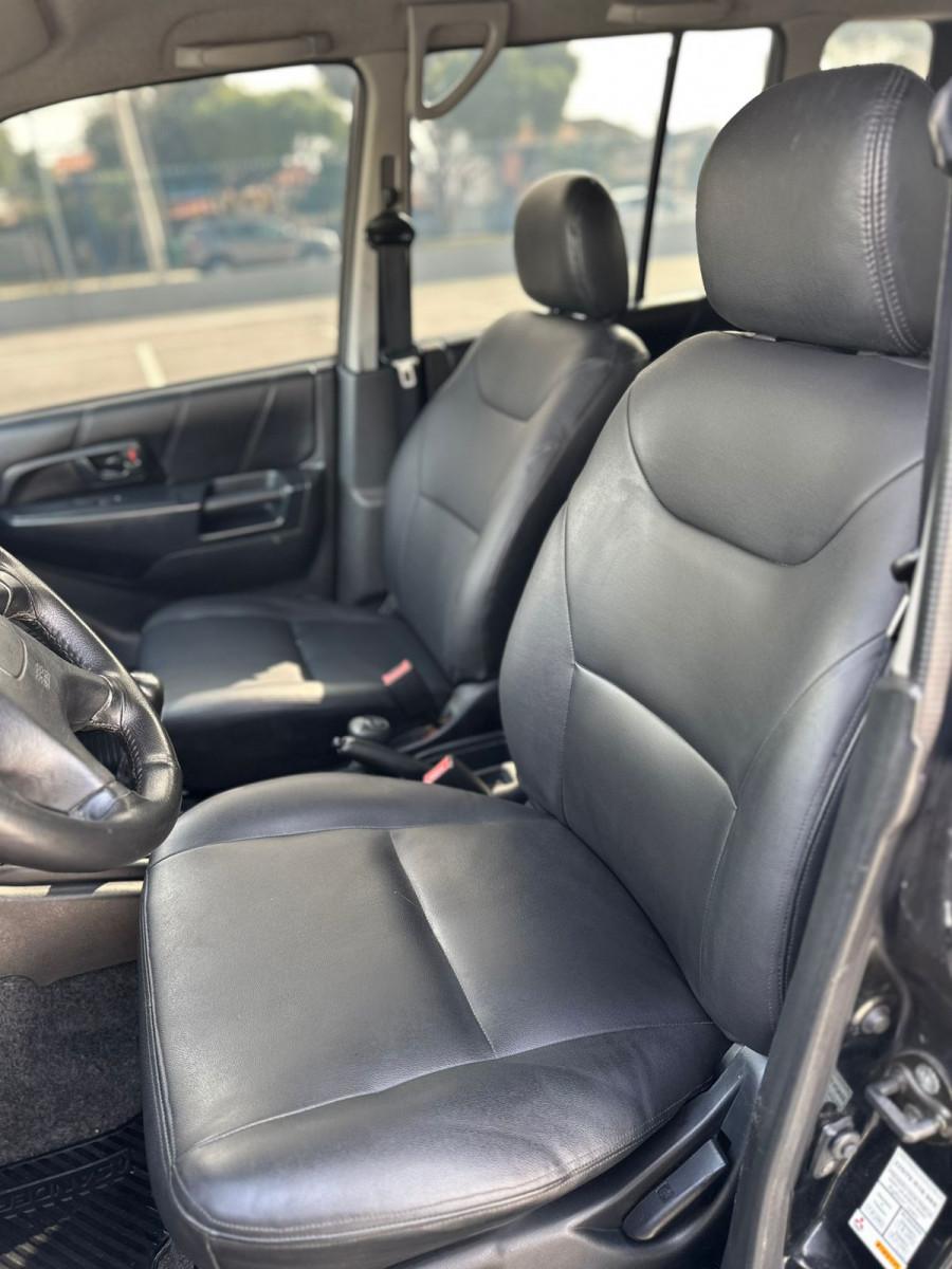 MITSUBISHI Pajero TR4 - Foto