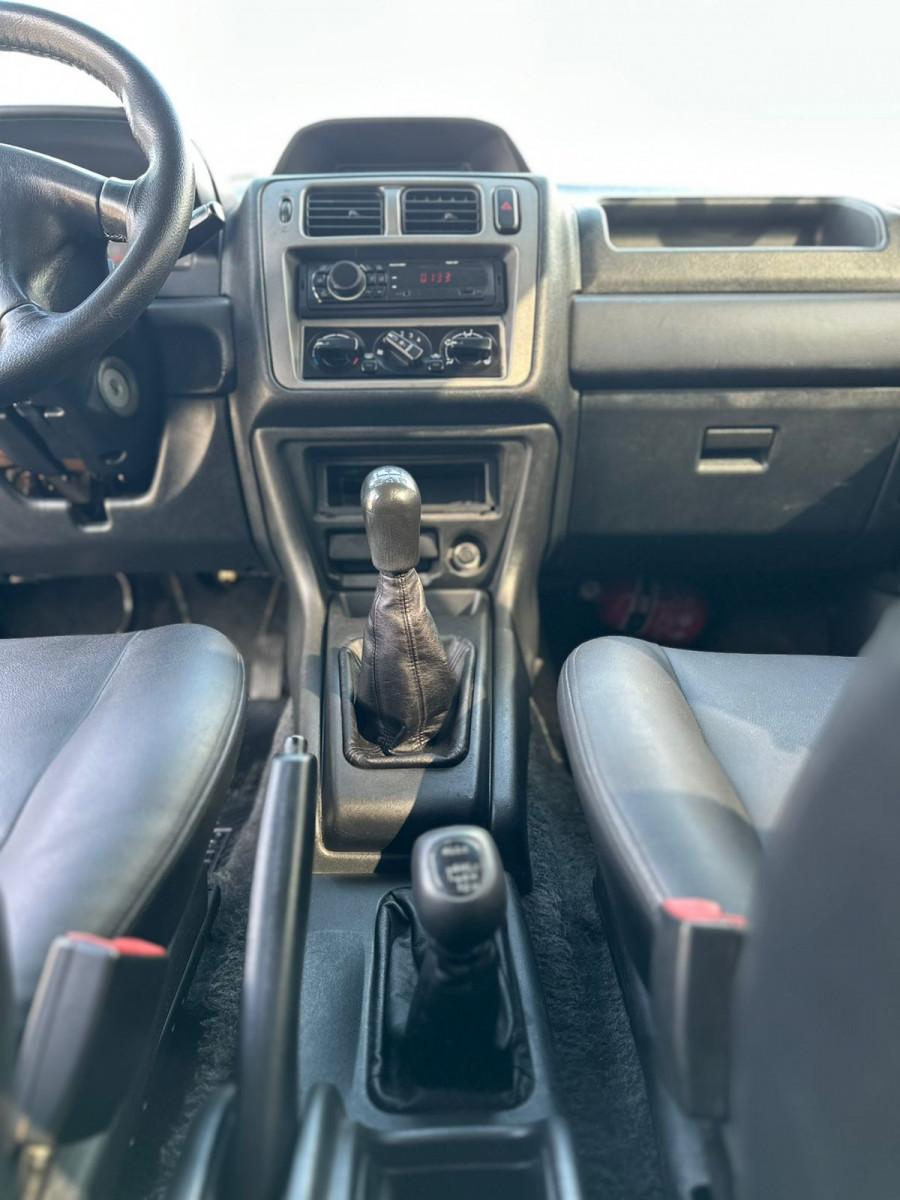 MITSUBISHI Pajero TR4 - Foto