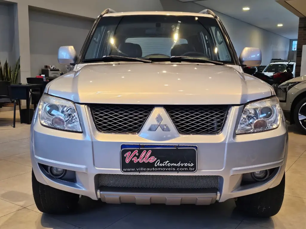 MITSUBISHI Pajero TR4