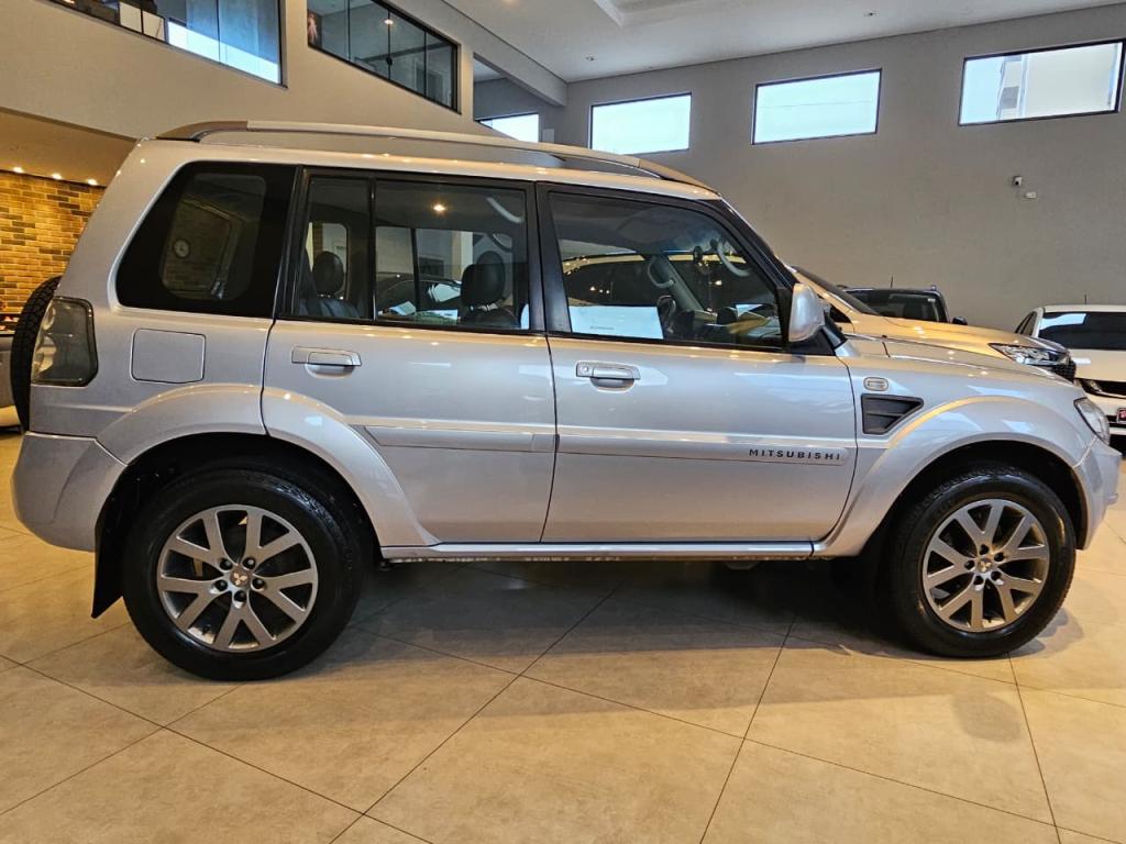 MITSUBISHI Pajero TR4 - Foto