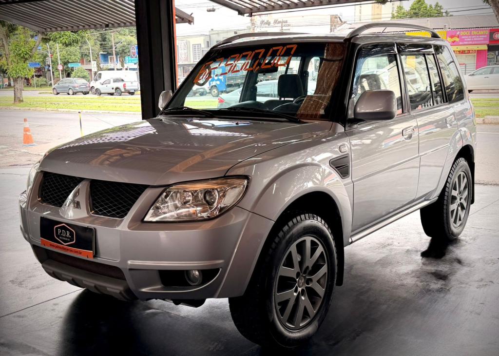 MITSUBISHI Pajero TR4