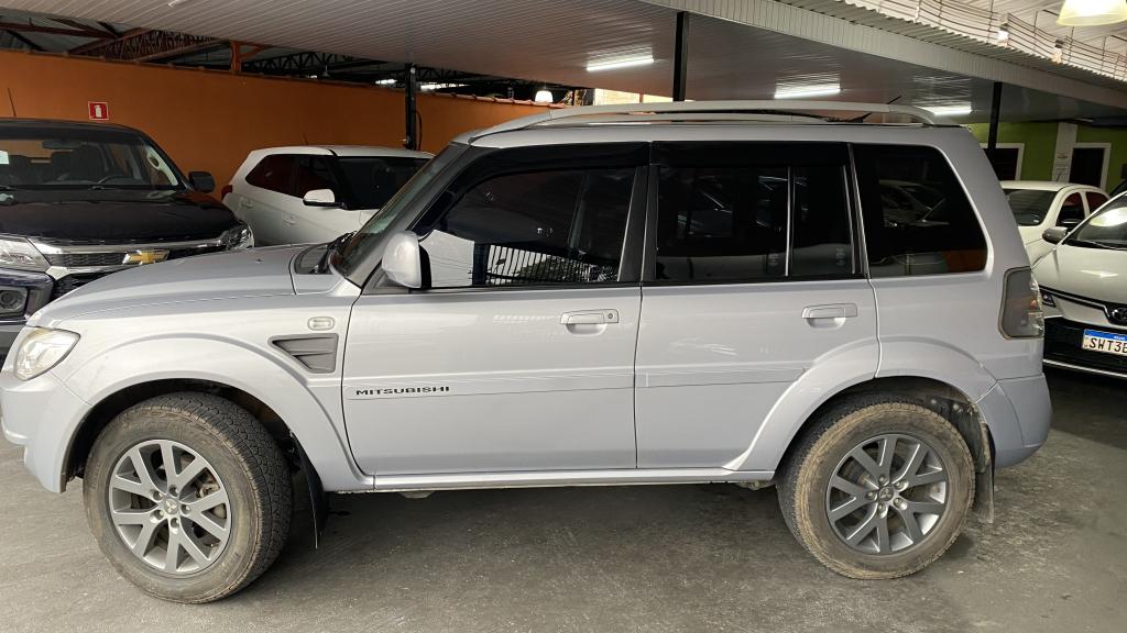 MITSUBISHI Pajero TR4 - Foto