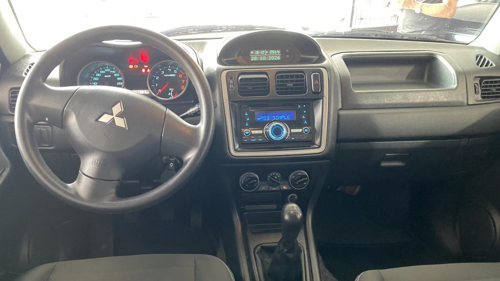 MITSUBISHI Pajero TR4 - Foto