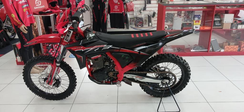 MXF 270 F