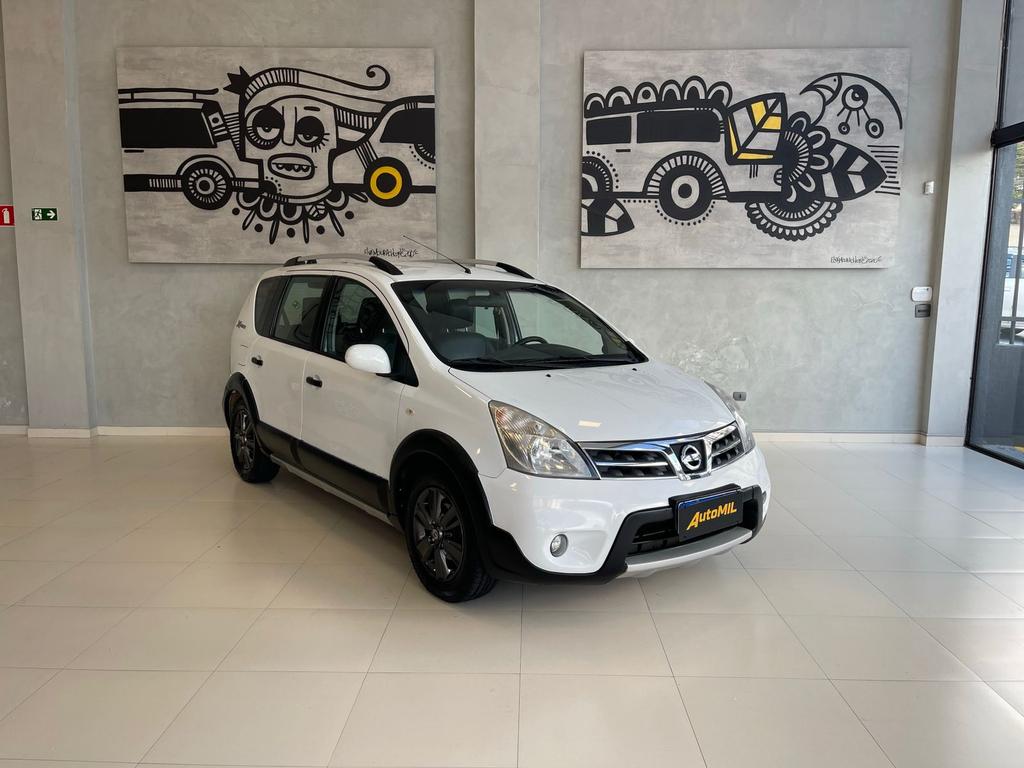 NISSAN Livina