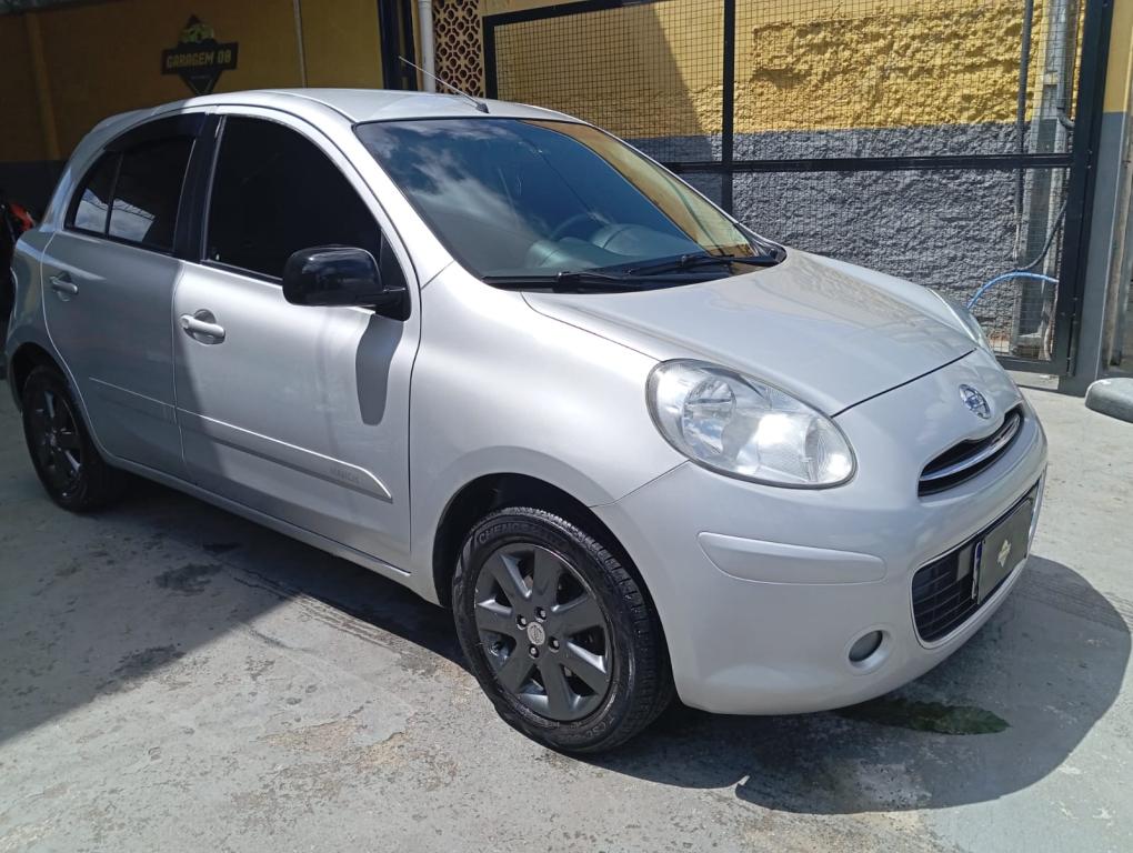 NISSAN March