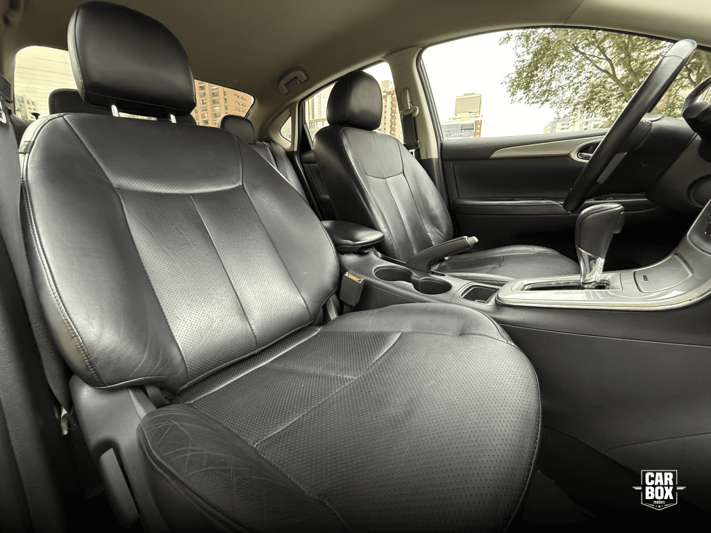 NISSAN Sentra - Foto