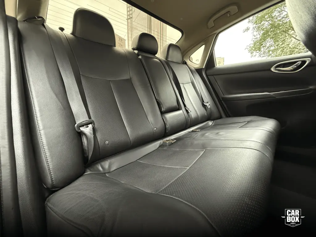 NISSAN Sentra - Foto