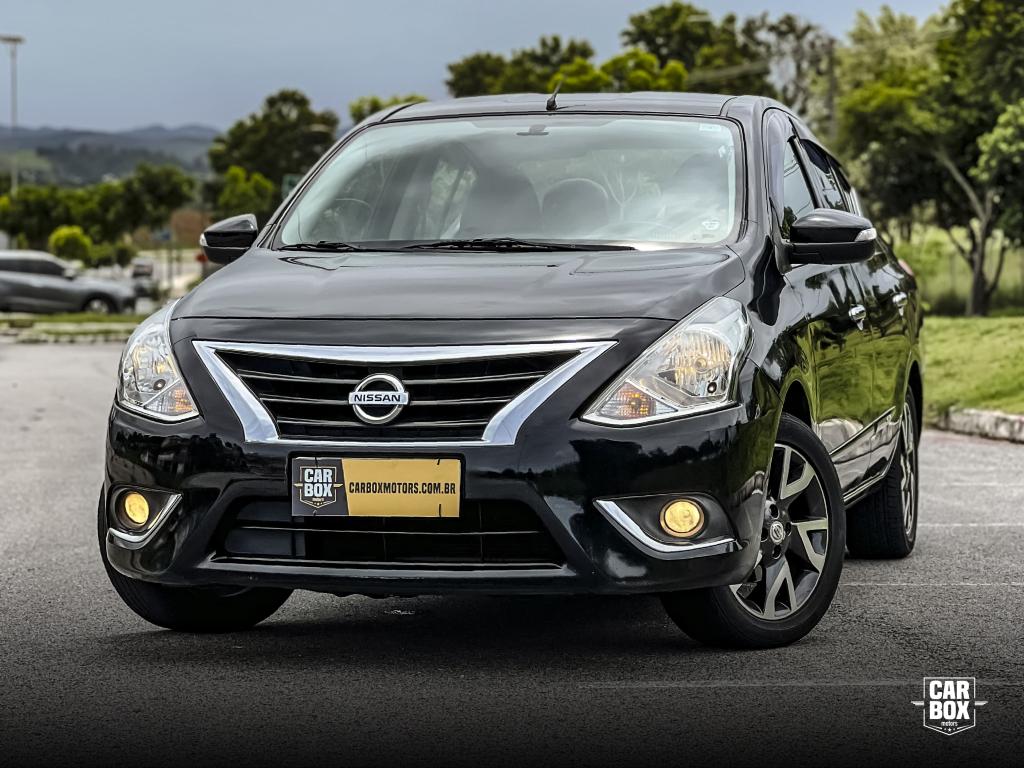 NISSAN Versa Sedan
