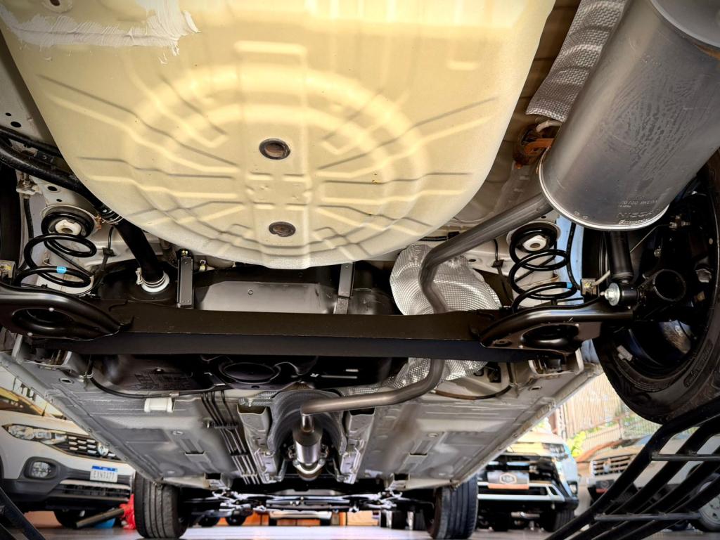 NISSAN Versa Sedan - Foto