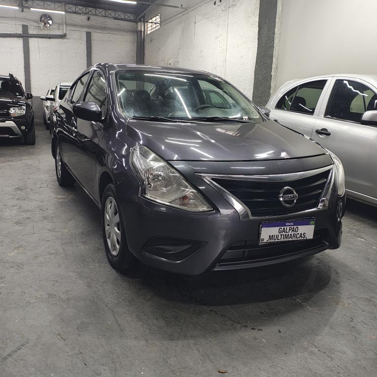 NISSAN Versa Sedan
