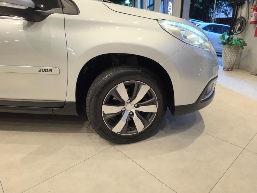 PEUGEOT 2008 - Foto
