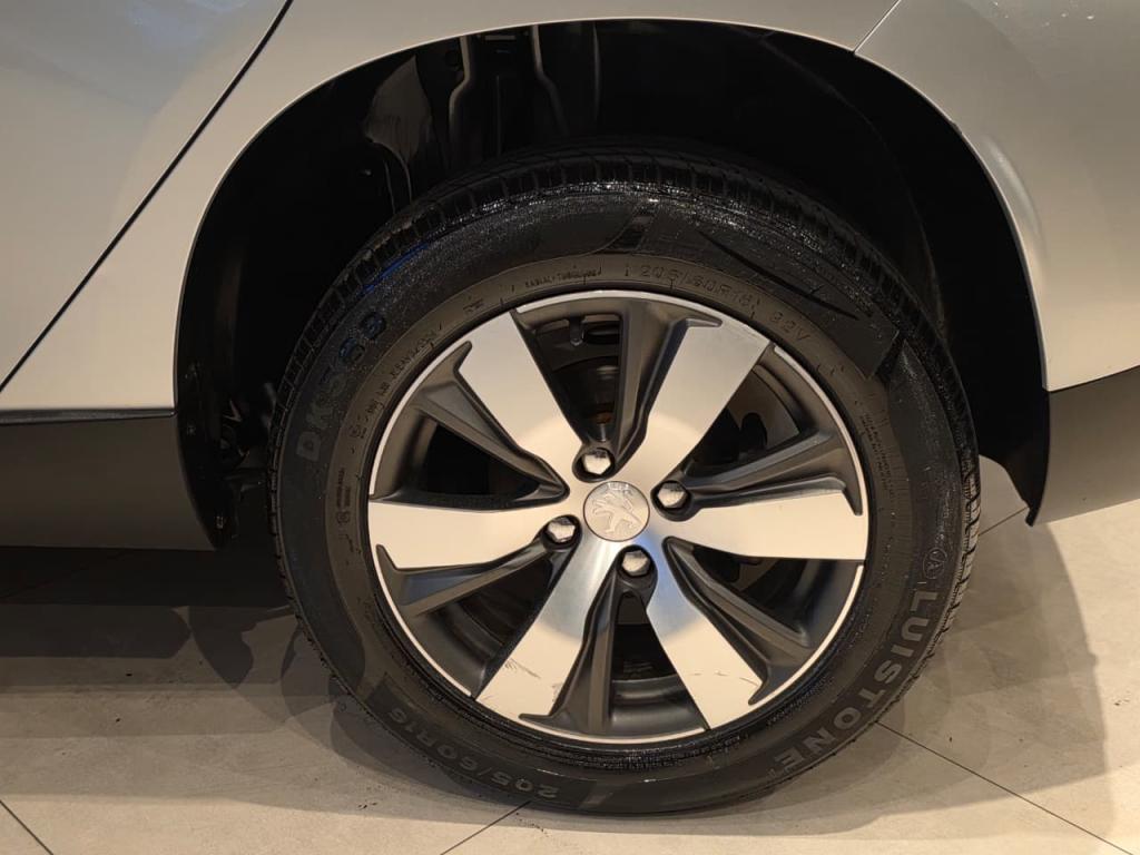 PEUGEOT 2008 - Foto