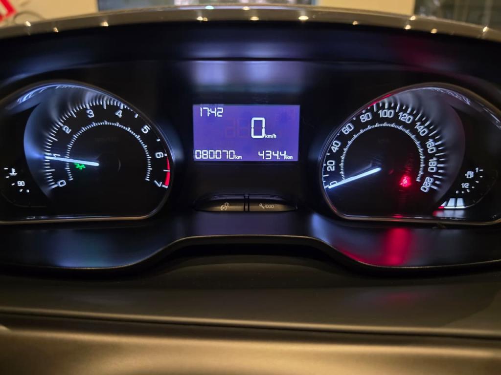 PEUGEOT 2008 - Foto