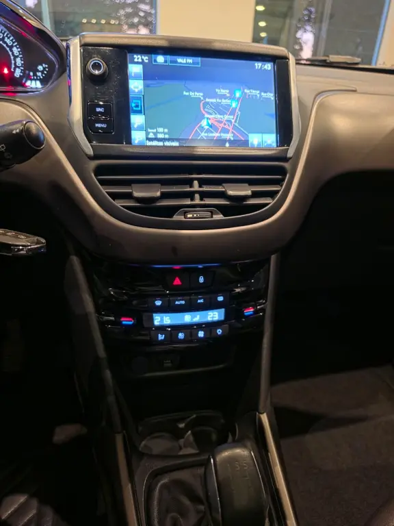 PEUGEOT 2008 - Foto