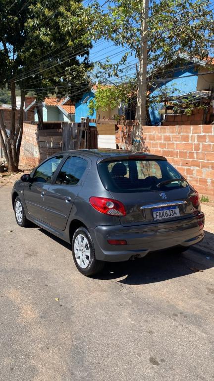 PEUGEOT 207 Hatch - Foto