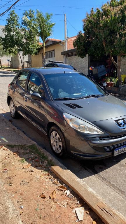 PEUGEOT 207 Hatch - Foto