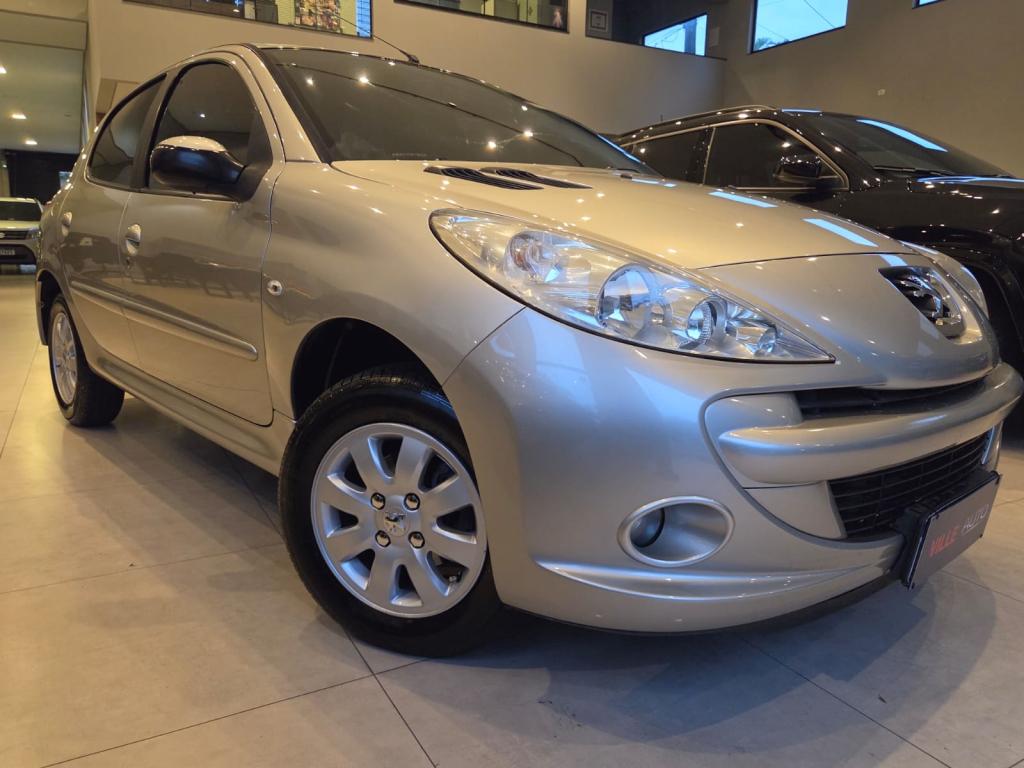 PEUGEOT 207 Hatch - Foto