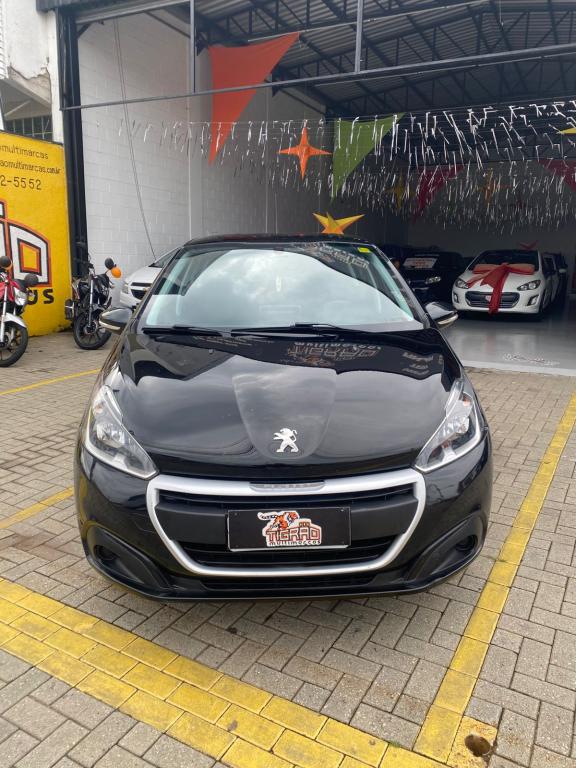 PEUGEOT 208 - Foto