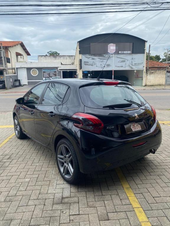 PEUGEOT 208 - Foto