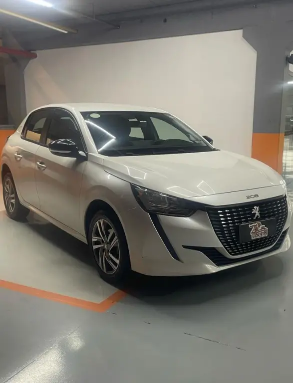 PEUGEOT 208 - Foto
