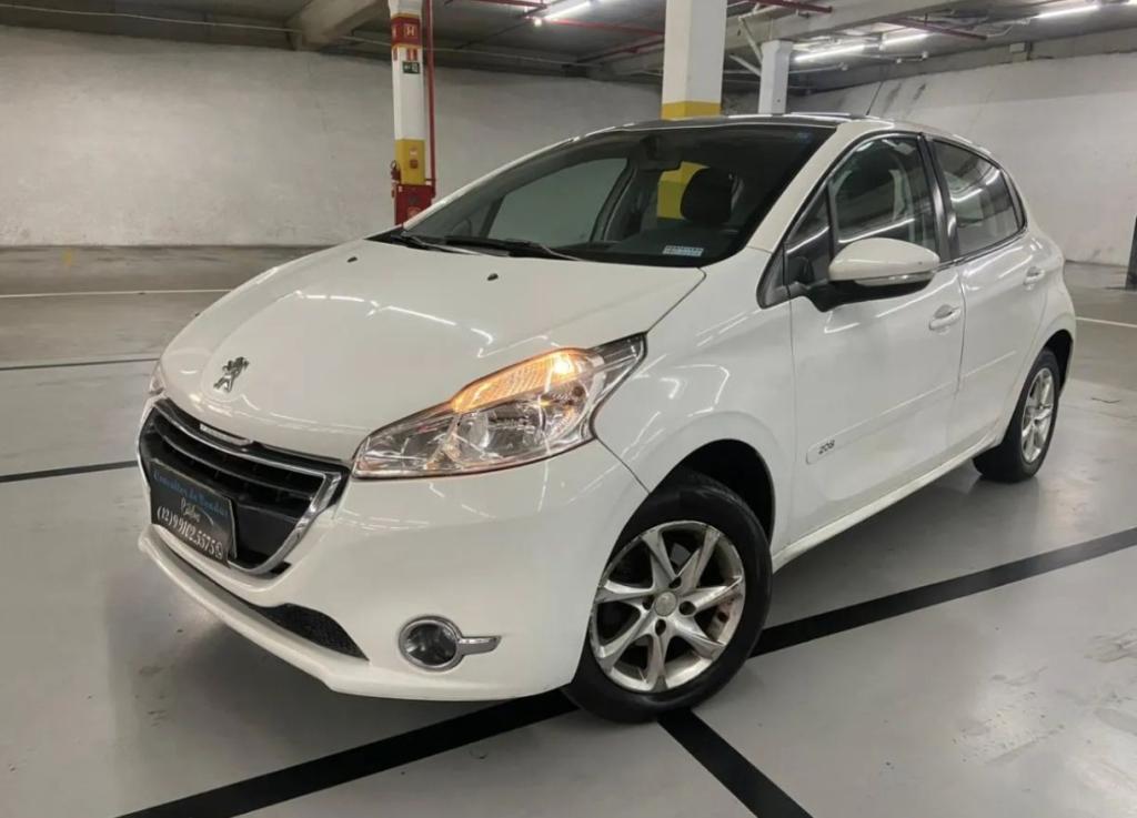 PEUGEOT 208 - Foto
