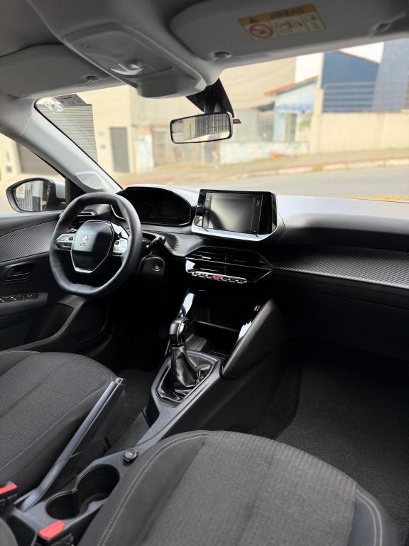 PEUGEOT 208 - Foto