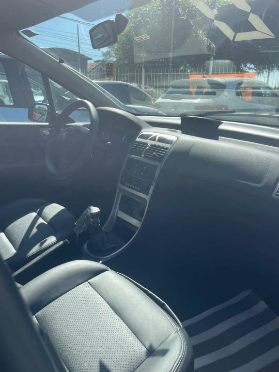 PEUGEOT 307 Hatch - Foto