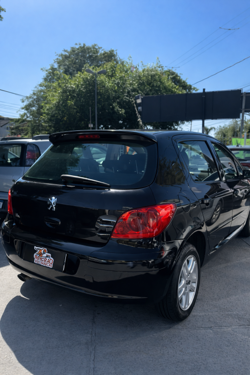 PEUGEOT 307 Hatch - Foto