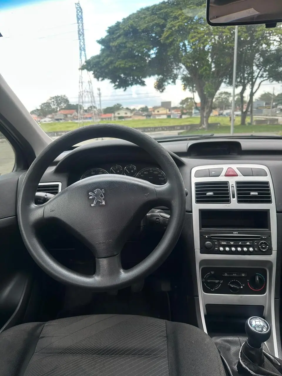 PEUGEOT 307 Hatch - Foto