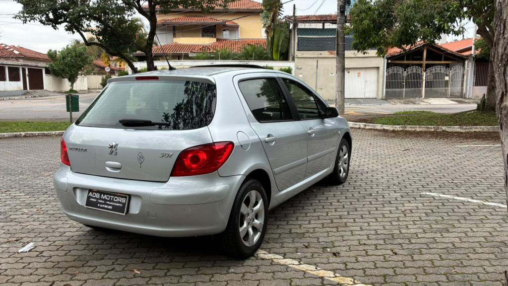 PEUGEOT 307 Hatch - Foto