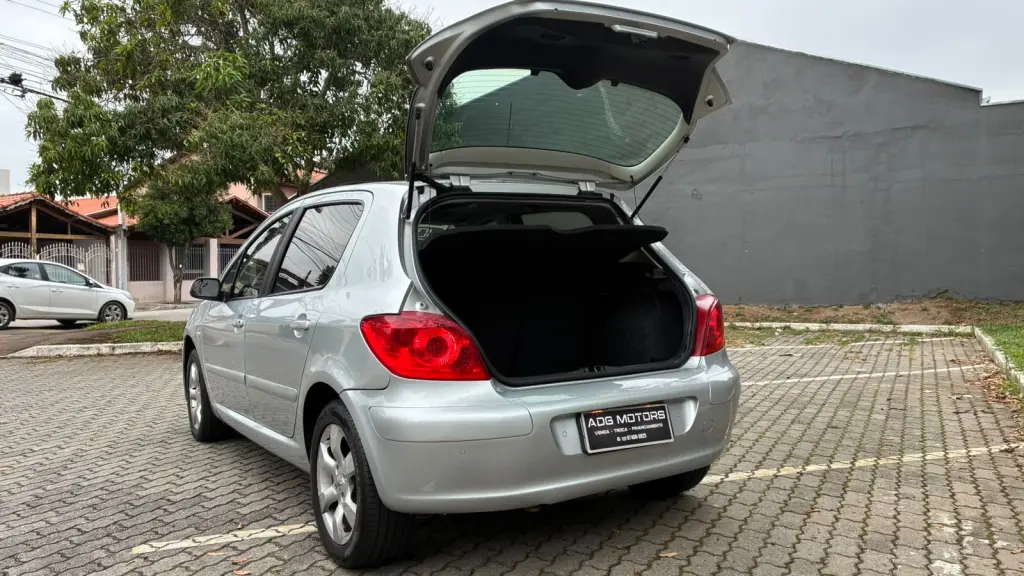 PEUGEOT 307 Hatch - Foto