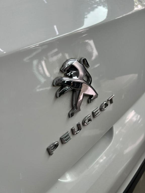 PEUGEOT 308 - Foto