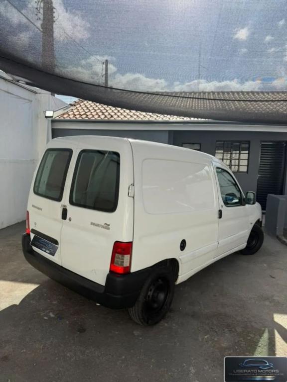 PEUGEOT Partner - Foto