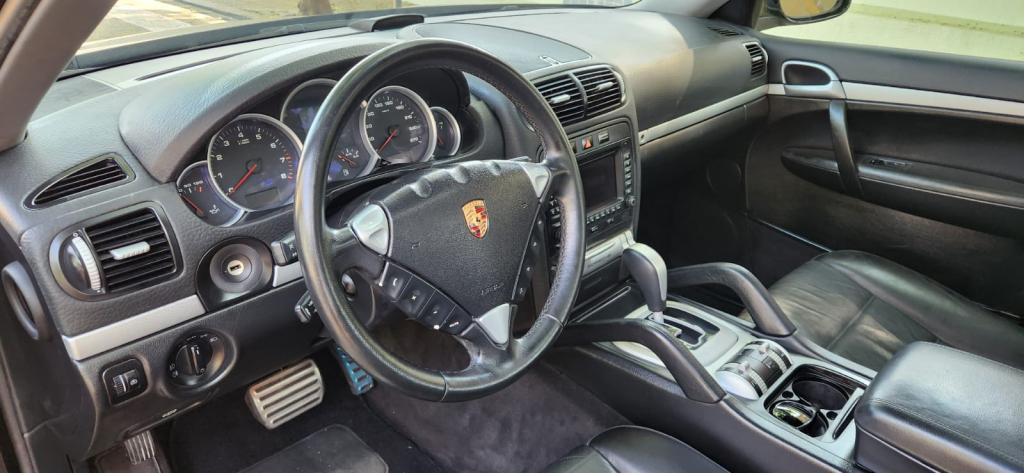 PORSCHE Cayenne - Foto