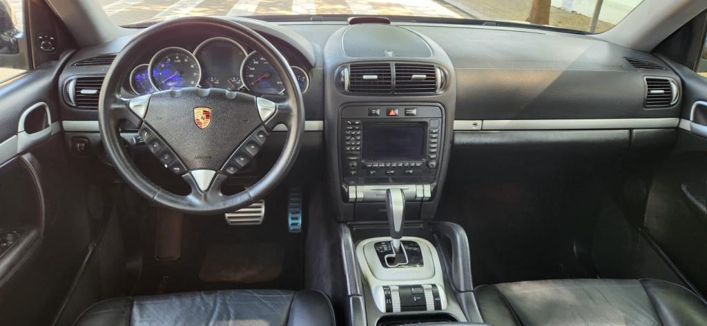 PORSCHE Cayenne - Foto