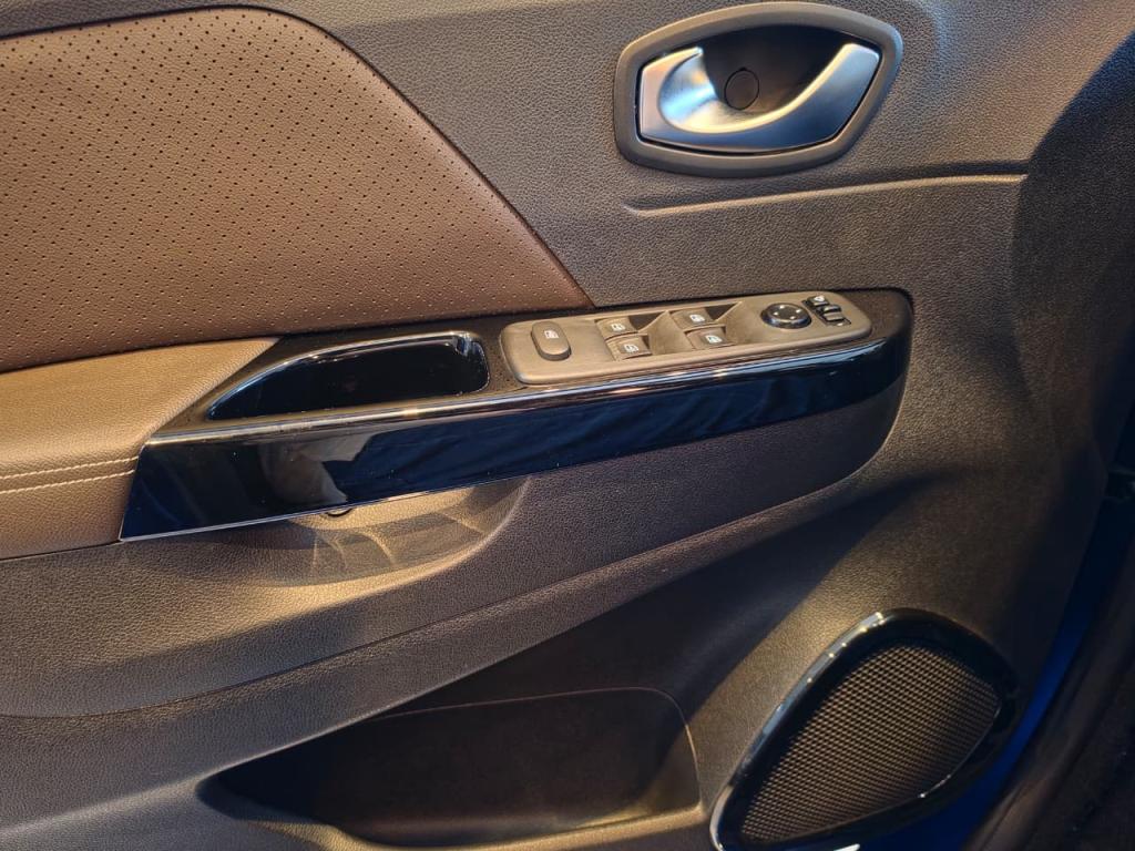 RENAULT Captur - Foto