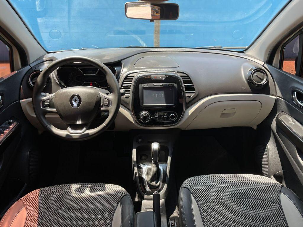 RENAULT Captur - Foto