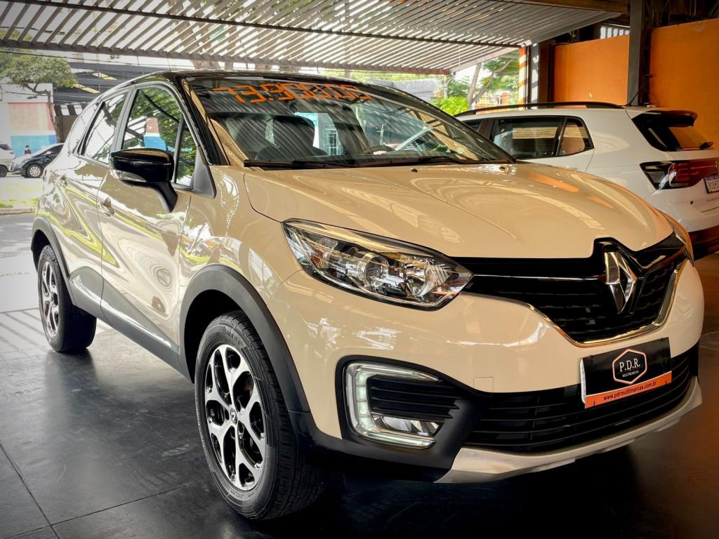 RENAULT Captur - Foto