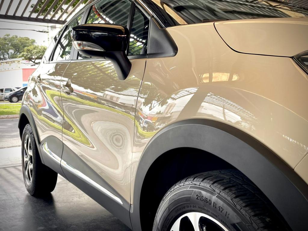 RENAULT Captur - Foto